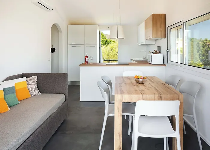 Sardegna E - Lägenhet *